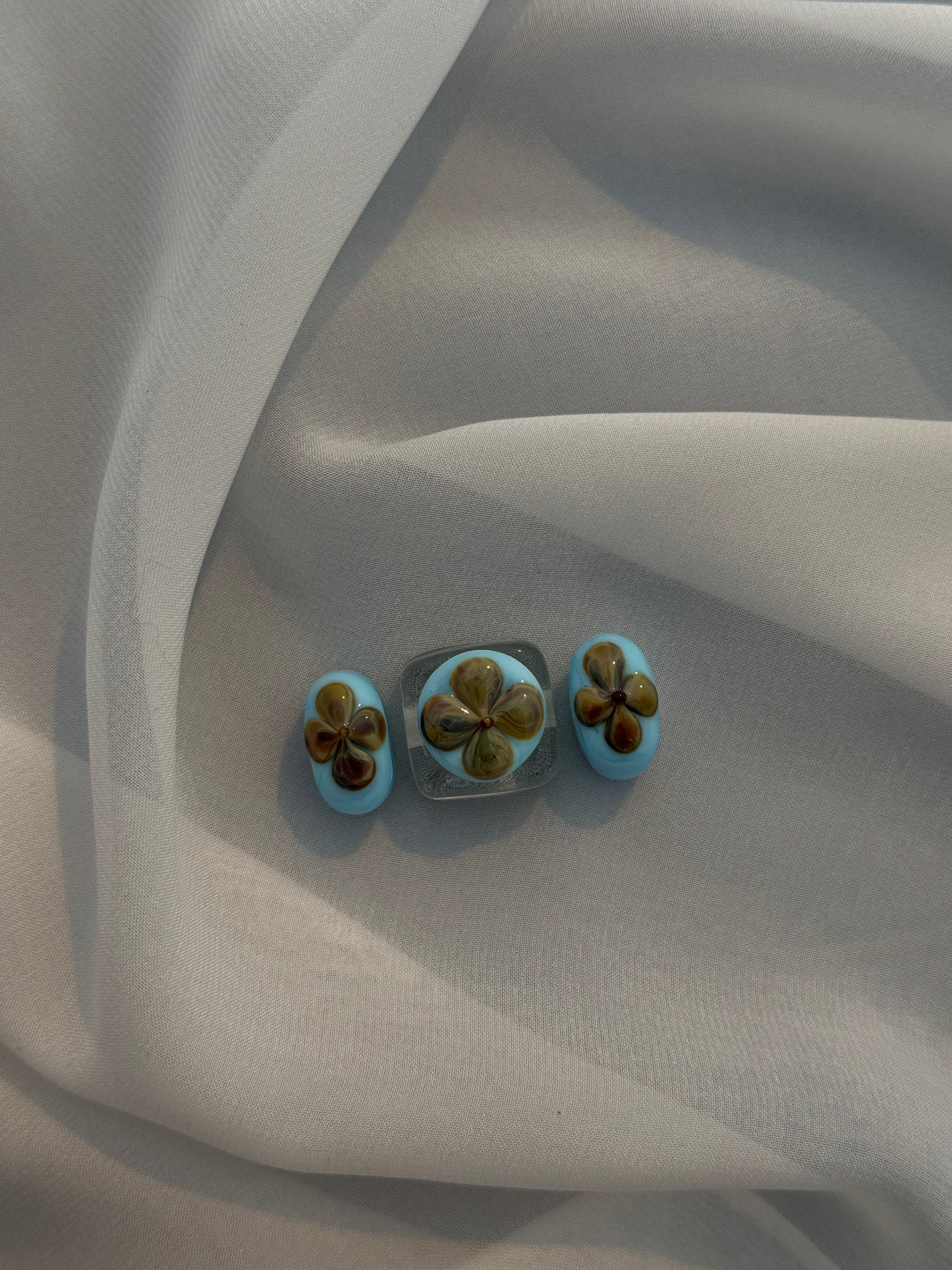 Shoe bead • Blue Flower