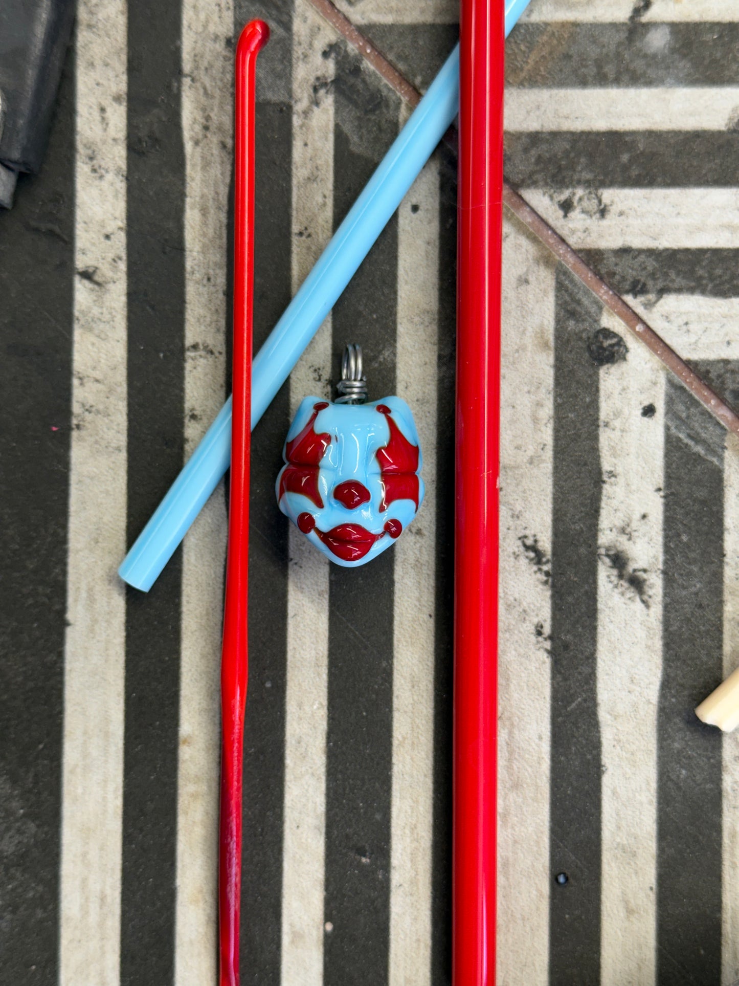 Payaso • blue n red
