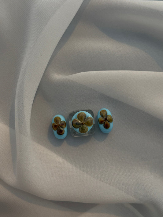 Shoe bead • Blue Flower