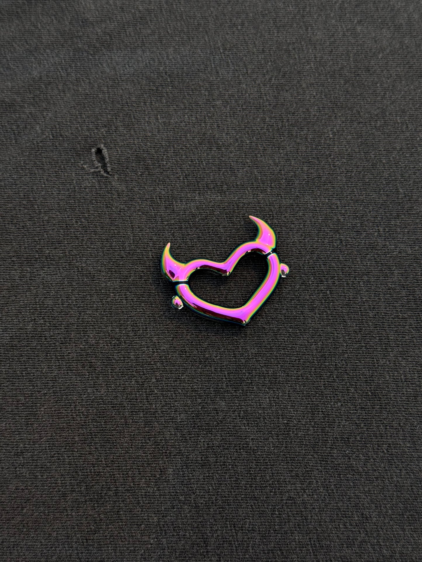 Dichro • pendant • heart