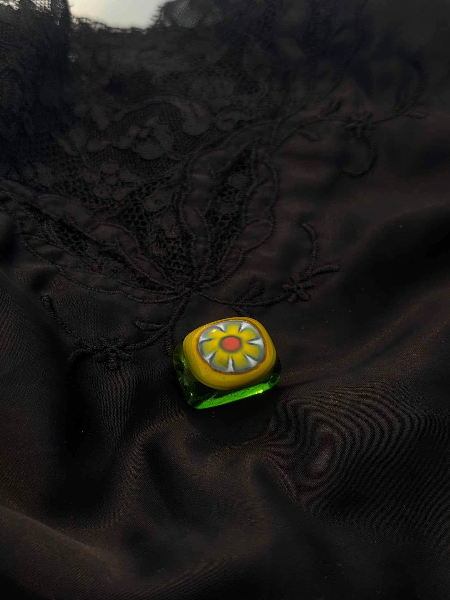 Shoe bead • Emerald Flower