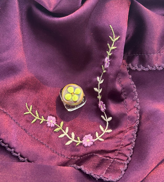 Shoe bead • Green Flower
