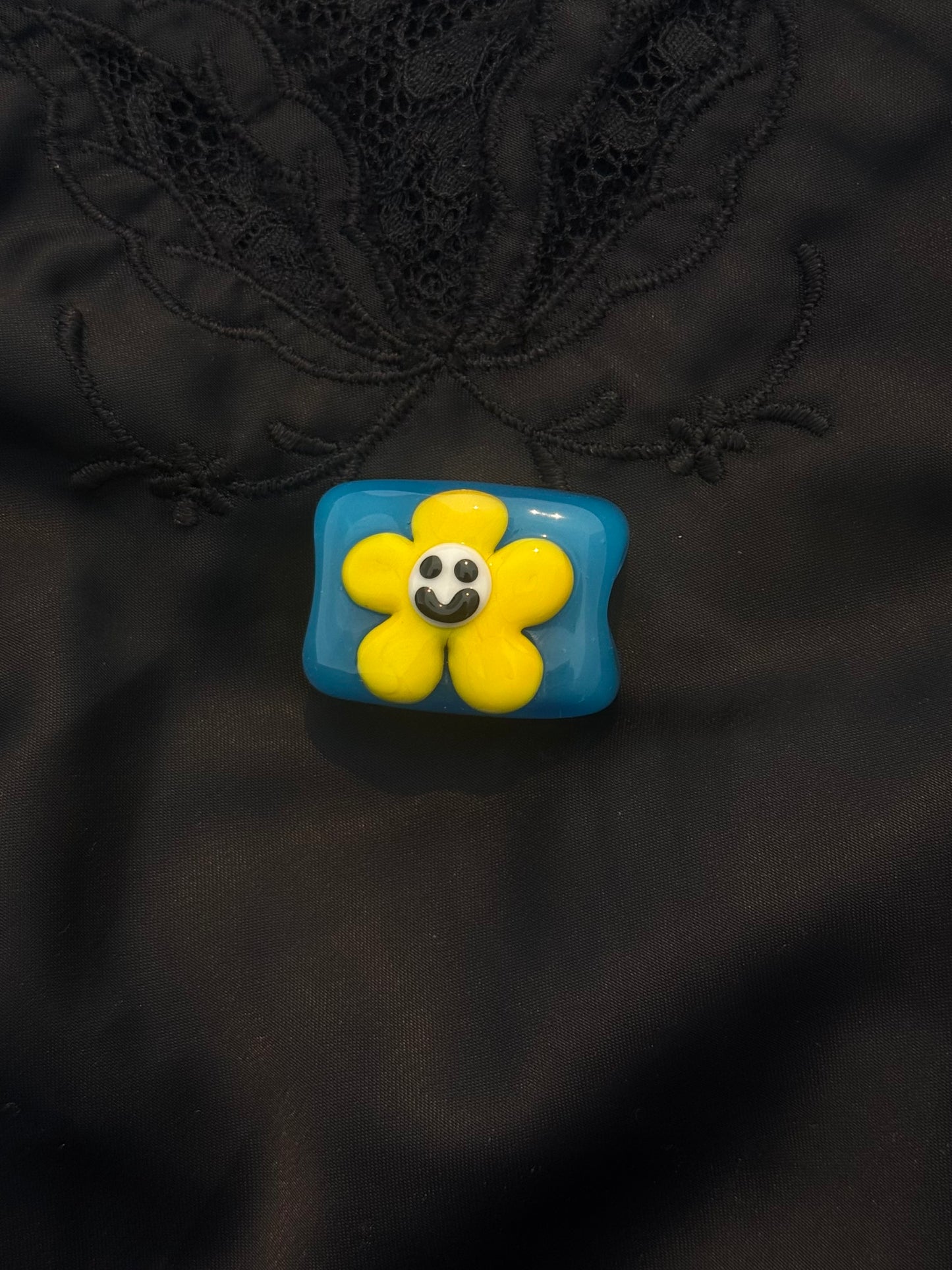 Shoe bead • Smiley