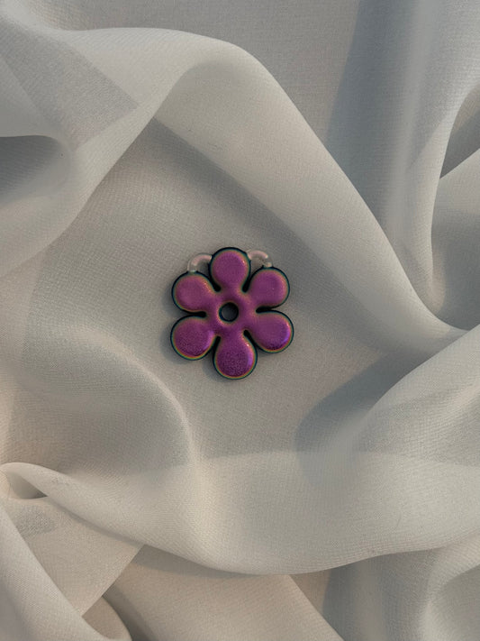 Dichro • pendant • 6 petal flower
