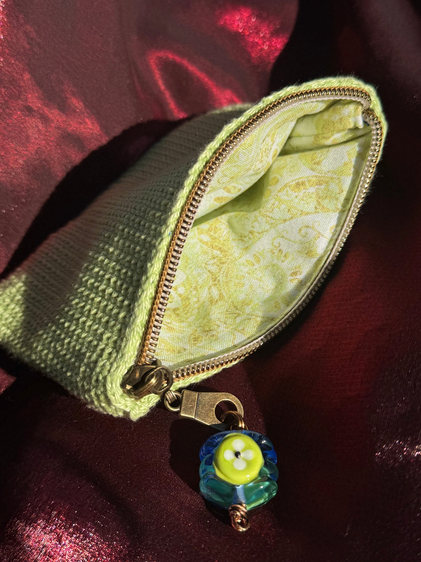 Crocheted wallet • beaded • light green