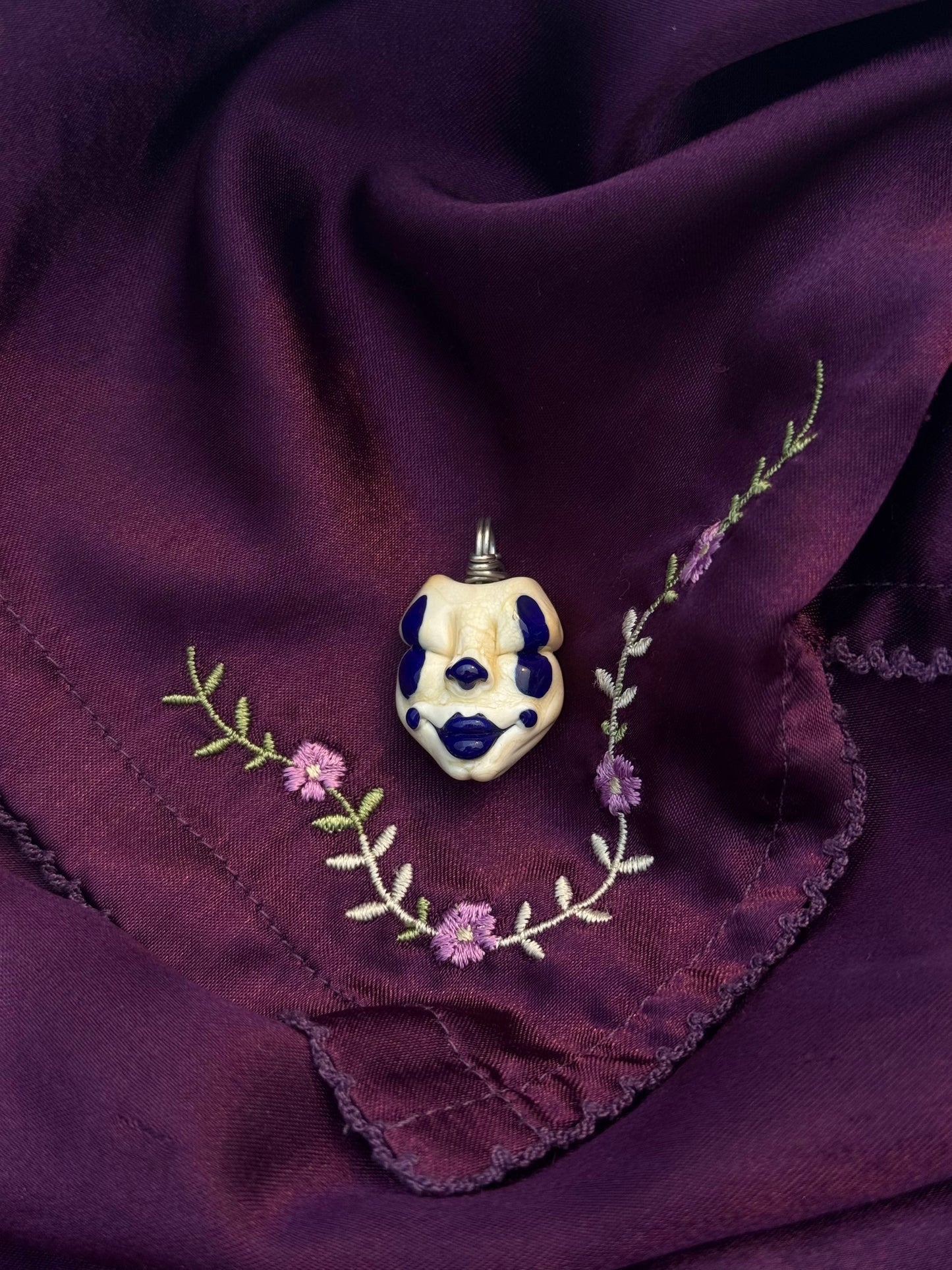 Payaso • Ivory and Navy