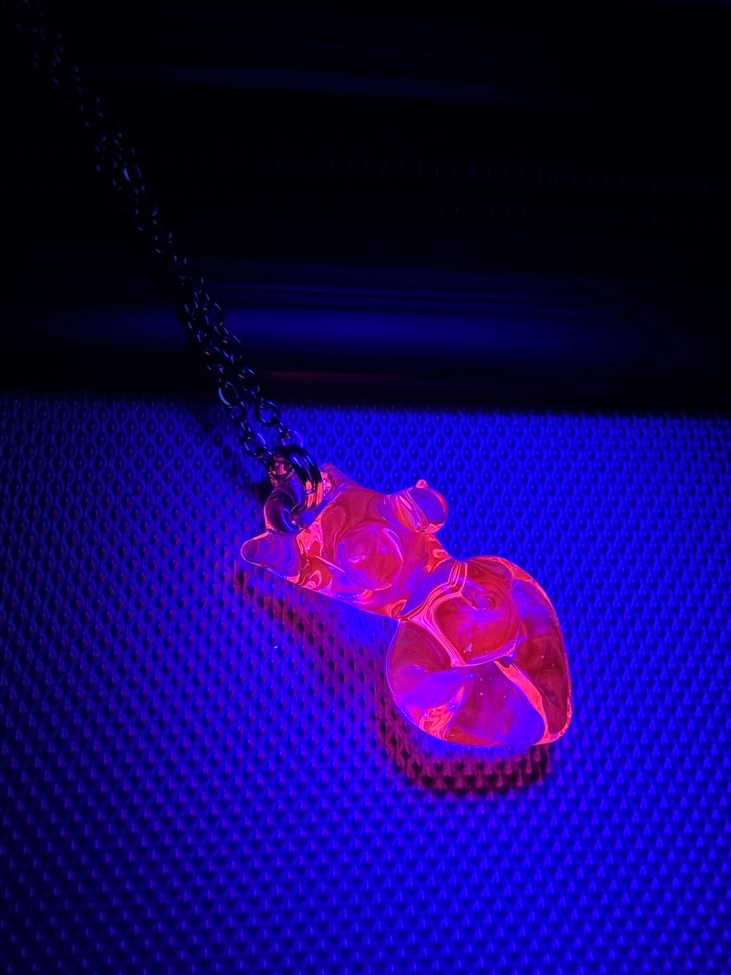UV • Pendant • Goddess